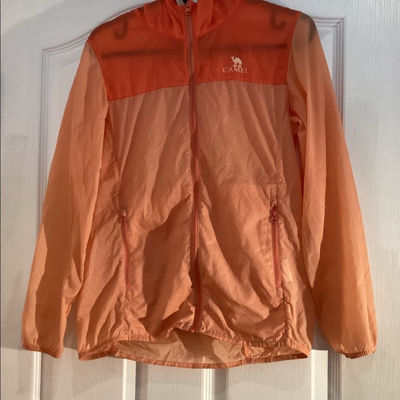 Light weight long sleeves jacket - Picture 2 of 5